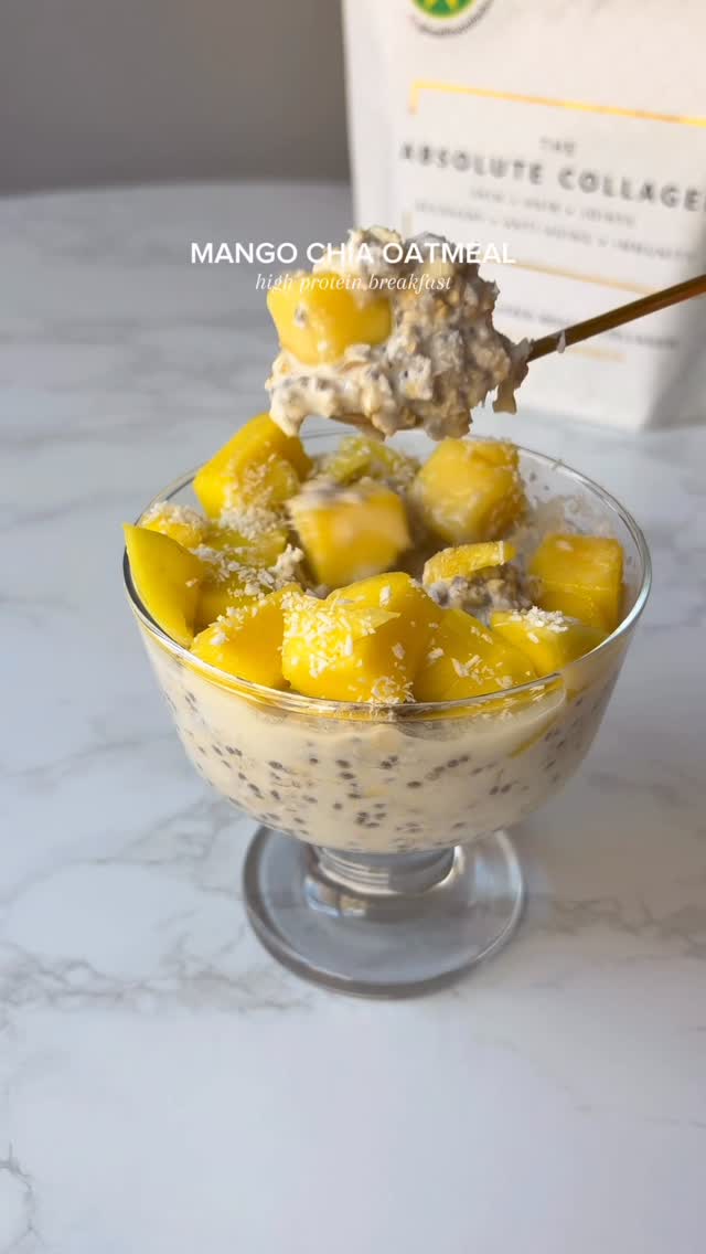 Mango Coconut Chia Oats